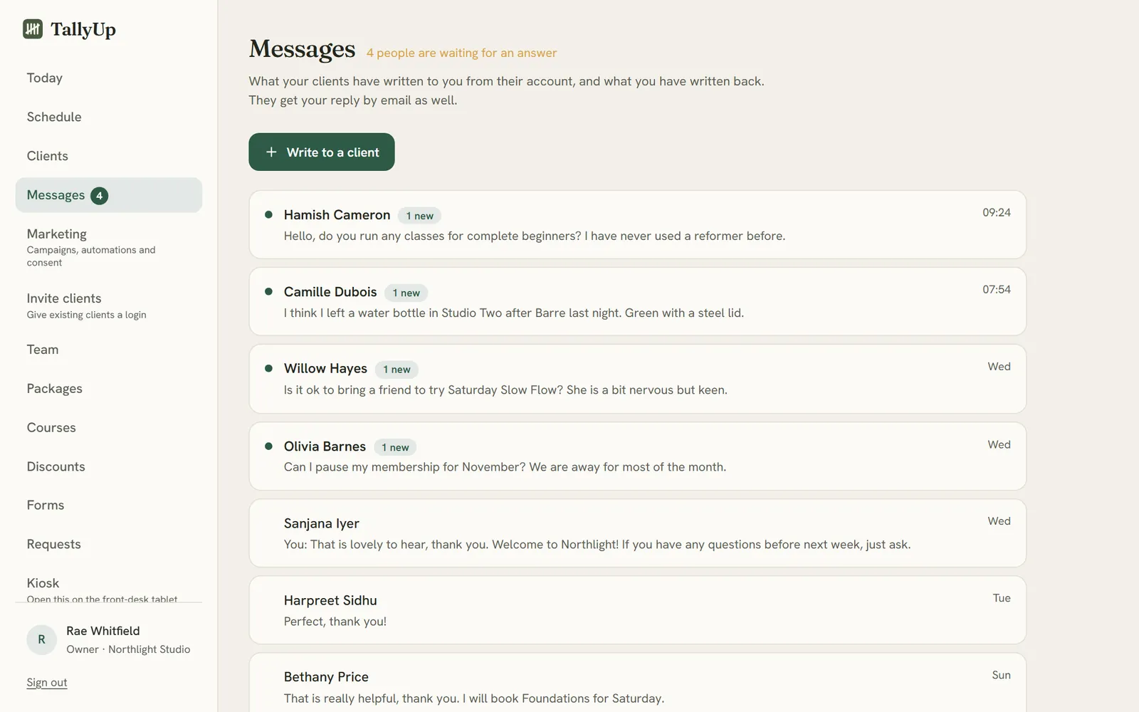Messages from clients: new ones marked, with the first line of each and the time it arrived